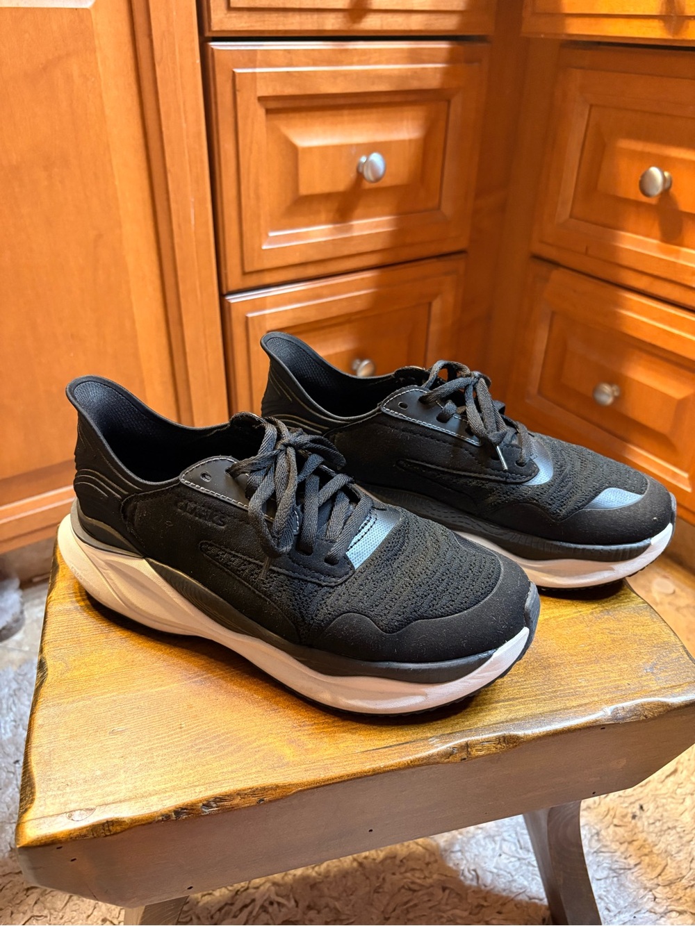 Clarks Women's Black Athletic Sneakers with White Midsole